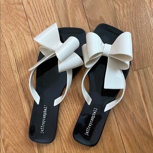 Jeffrey Campbell Women's Black and White Bow Sandals